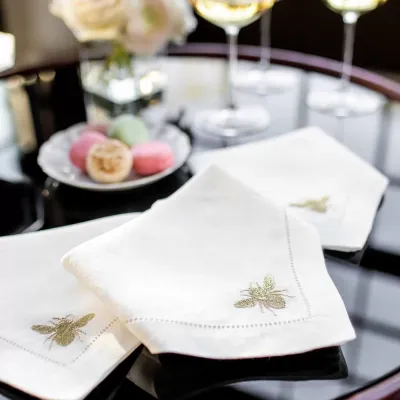 Bombo Set of 4 Dinner Napkin 20 x 20 White/Gold