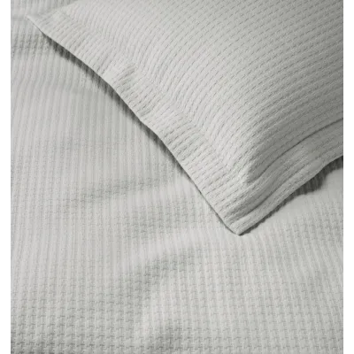 Hatteras Lunar Bedding