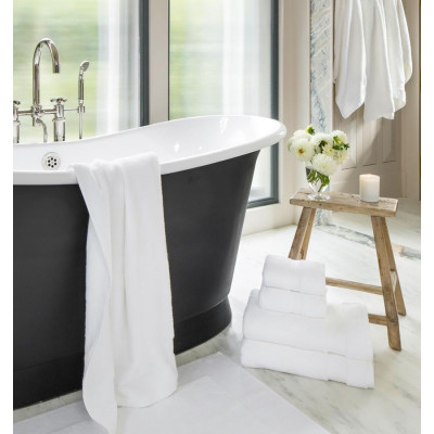 Bello Almond Fade-Resistant 700 gsm Bath Towels