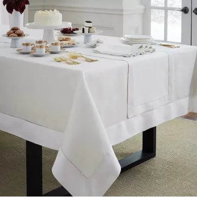 Reece Solid Table Linens