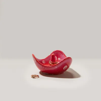 Crystalline Garnet Ring Holder