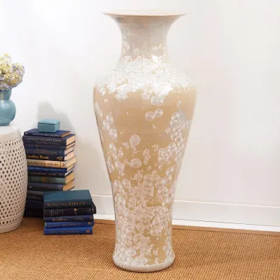 Classic Urn with Mother of Pearl Effect Mother of Pearl/Porcelain