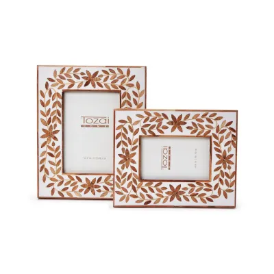 Tea Leaves Set of 2 Picture Frames (4" x 6", 5" x 7")