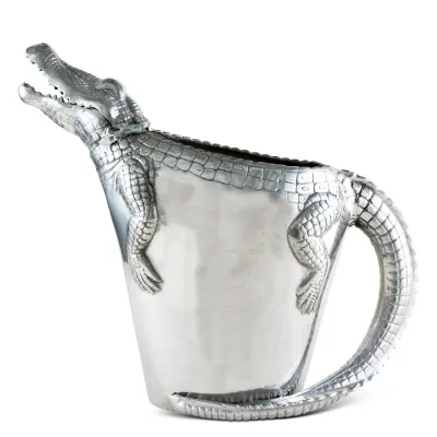 Alligator Pitcher