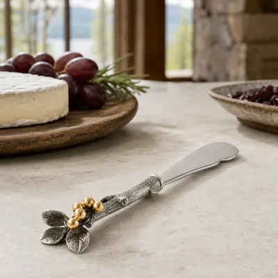 Winter Berry Spreader