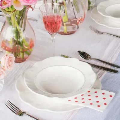 Giorno White Dinnerware