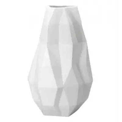 Quartz Tall Vase 3.7 H x 8.9 L x 8.7 W in, 13.3 oz