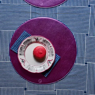 Round Reversible Metallic Blue/Magenta 15" Round Placemat