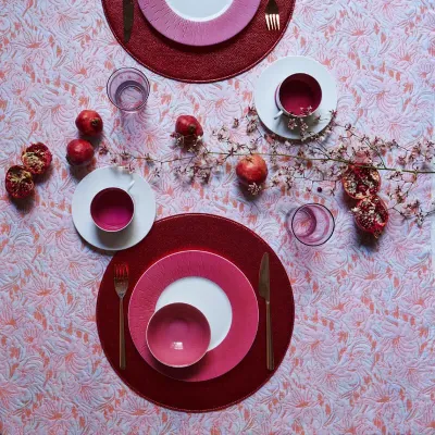 Round Reversible Metallic Rose Gold/Red 15" Round Placemat