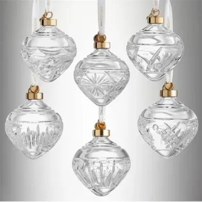 Winter Wonders Baubles Holly, Set of 6