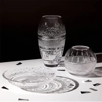 The Night Before Christmas Vase 13in