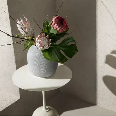 Folia Vase Rounded 22.5cm 8.8in Dove Grey