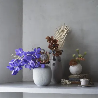 Folia Vase Rounded 22.5cm 8.8in Dove Grey