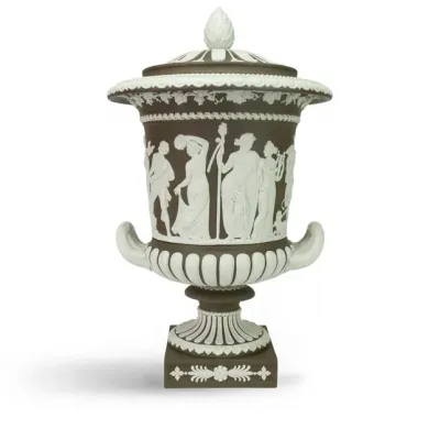 Iconic Borghese Marsh Green Vase