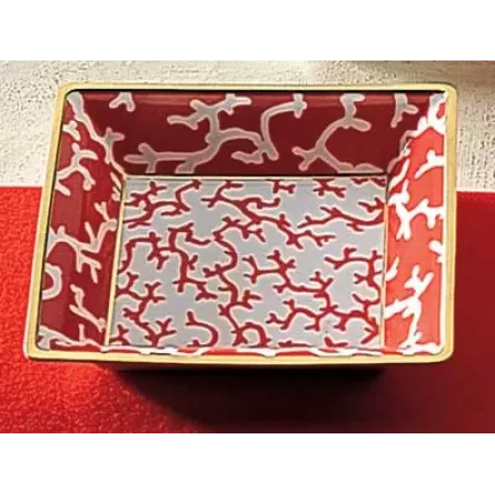 Cristobal Coral Candy Dish 6.6929 x 6.5" in a gift box