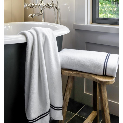 Fieldcrest Casual Solid Bath Towel