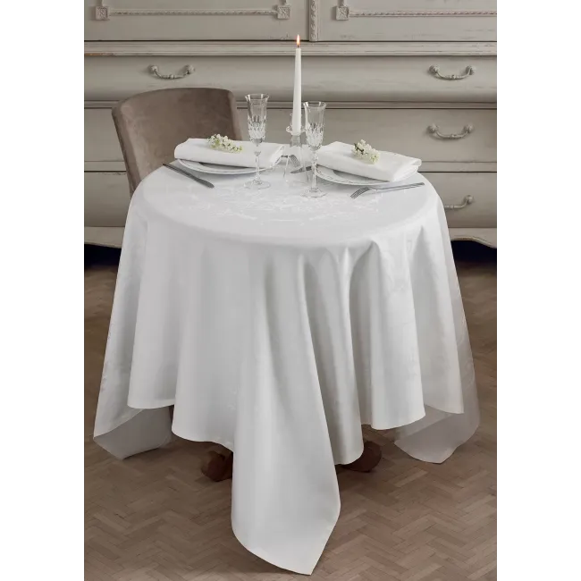Comtesse Blanc Green Sweet Stain-Resistant Cotton Tablecloth 69" x 120"