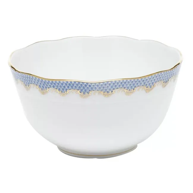 Fish Scale Light Blue Round Bowl 3.5 Pt 7.5 in D