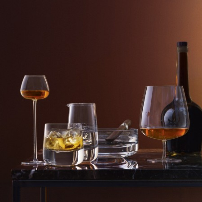 https://d1r7bfp0lbkani.cloudfront.net/i/u/2/650/d1r7bfp0lbkani.cloudfront.net/images/lsa/bar-culture-liqueur-glass-clear-set-of-2-lsa-international-g1507-04-170-5.jpg.webp