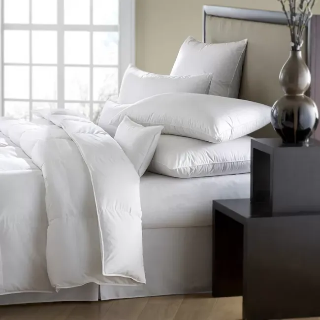 Mackenza 560+ Fill White Down Oversized King Summer Comforter 108 x 94 37 oz