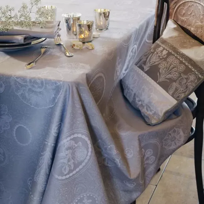 Mille Eclats Macaron Coated Stain-Resistant Cotton Damask Table Linens