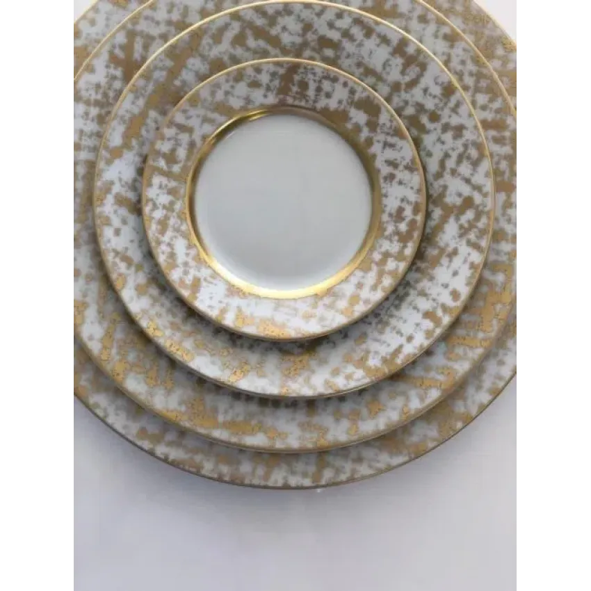 Tweed White & Gold Presentation Plate
