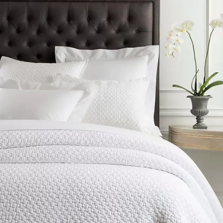 Pine Cone Hill Lodi White Matelasse Coverlet King Gracious Style
