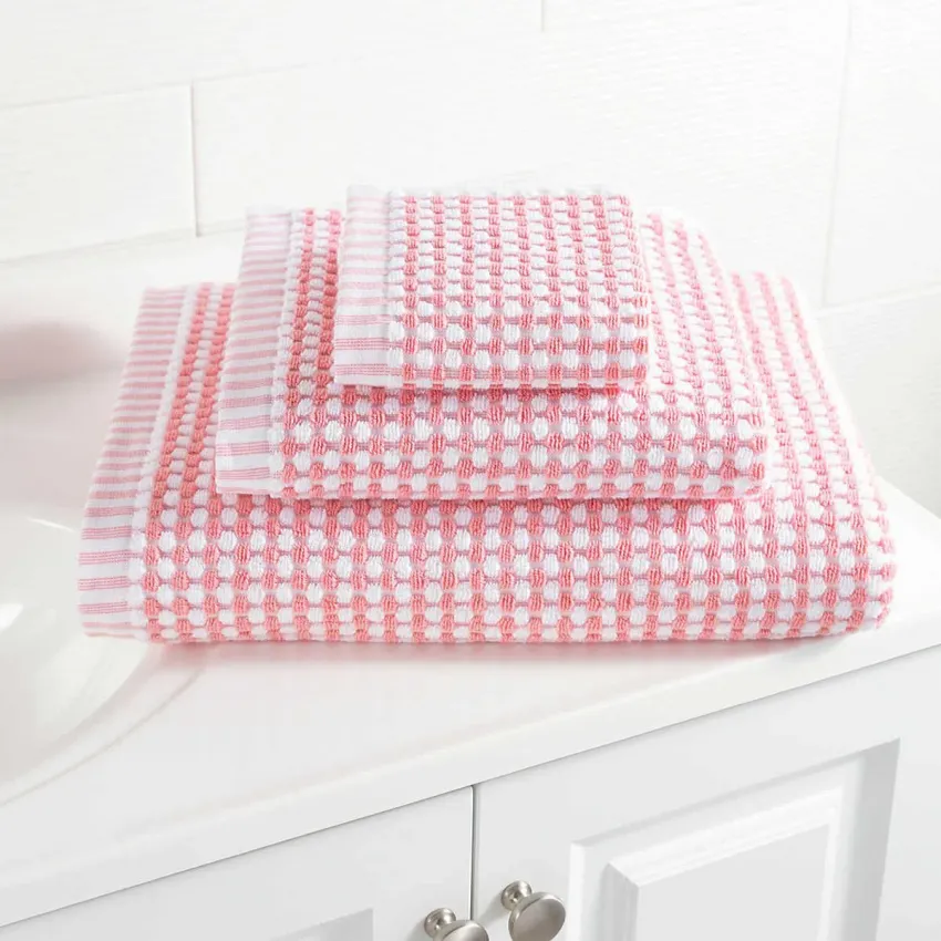 Ceylon Coral Bath Towels