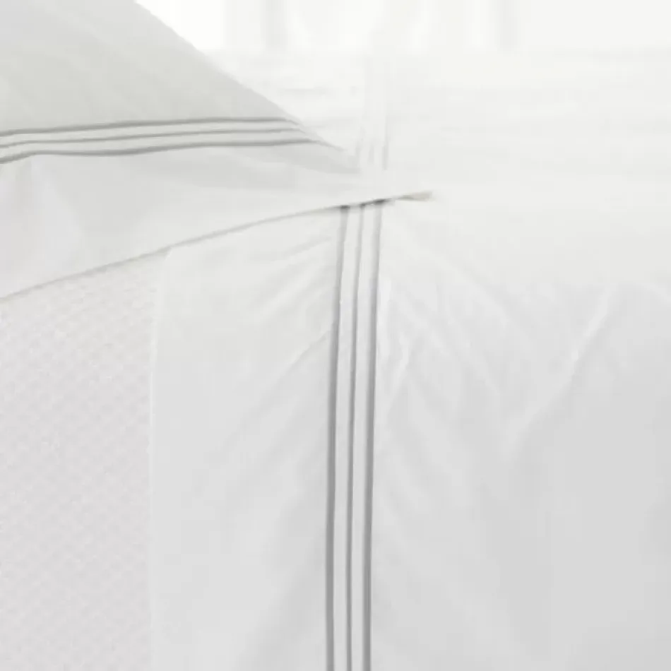 Trio Pearl Grey Bedding
