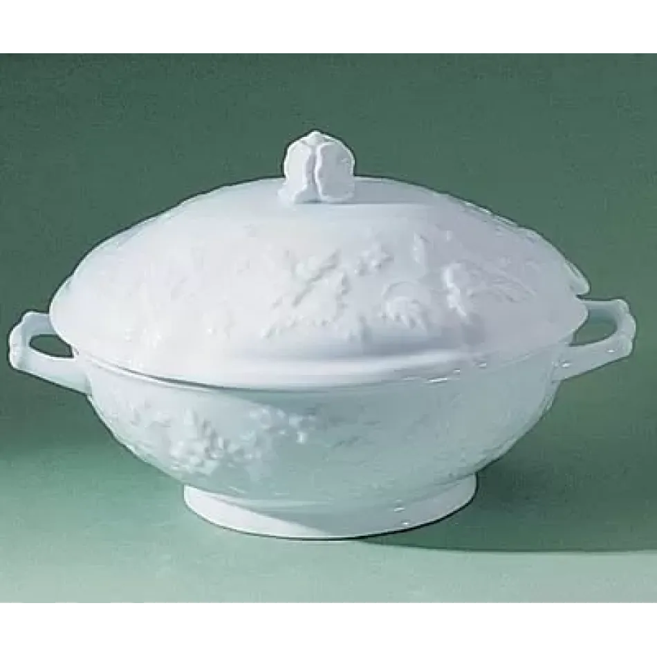 Pont Aux Choux Oval Soup Tureen 12.6 X 12.6 X 7.5 in