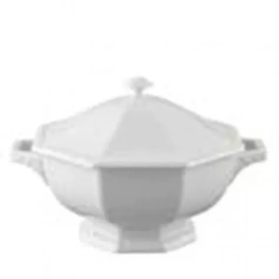 Maria White Soup Tureen 95 Oz (Special Order)