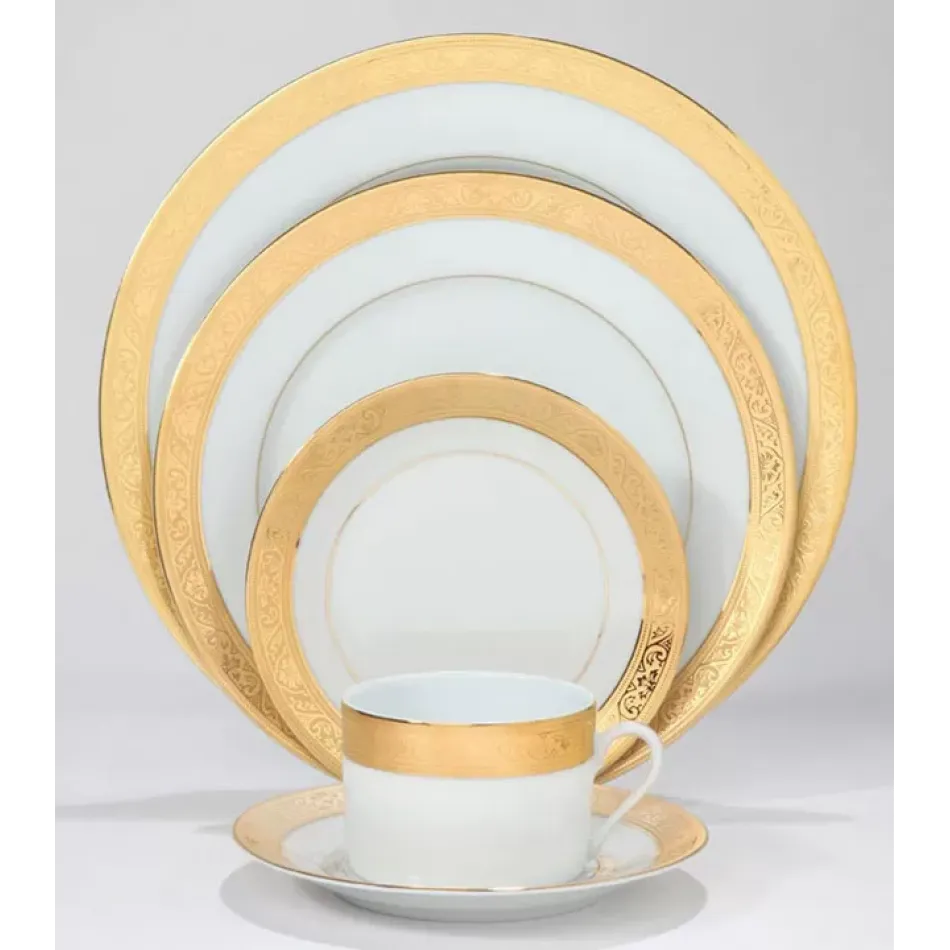 Trianon Gold Rectangular Cake Platter