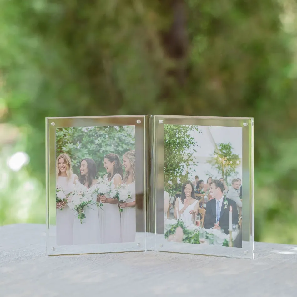 Double Magnetic Acrylic Picture Frame 5 x 7 in