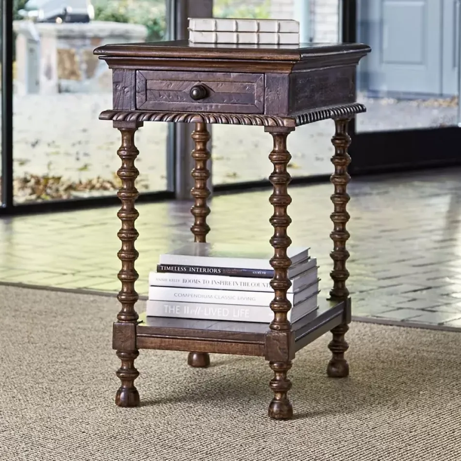 Castilian Accent Table