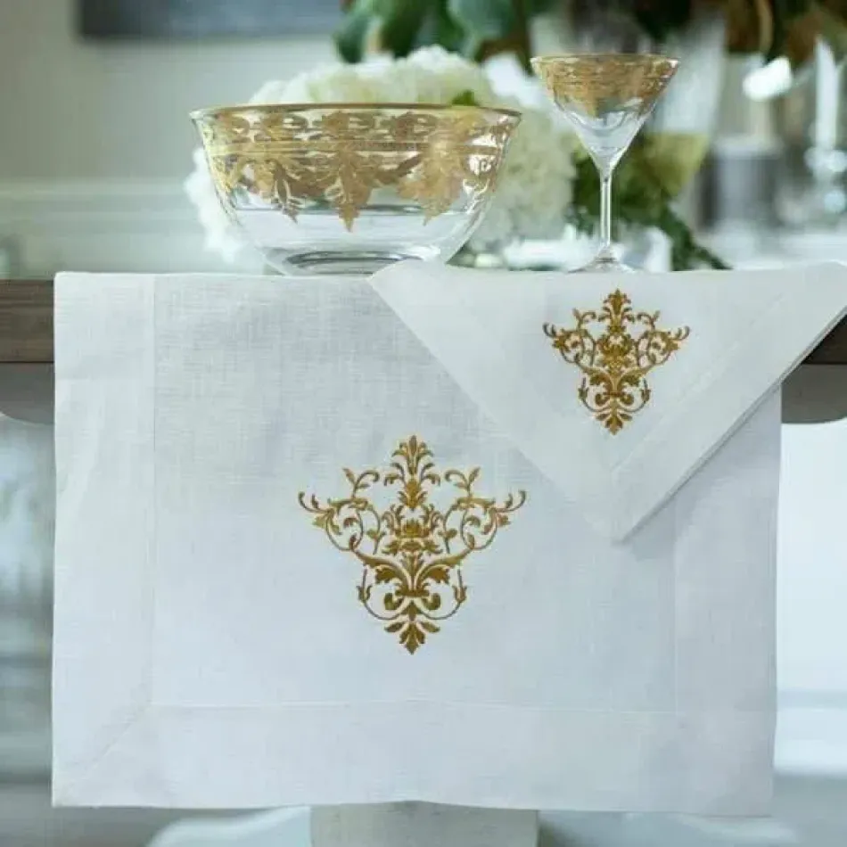 Victorian, White (Gold) 90" 22" x 90" Table Runner