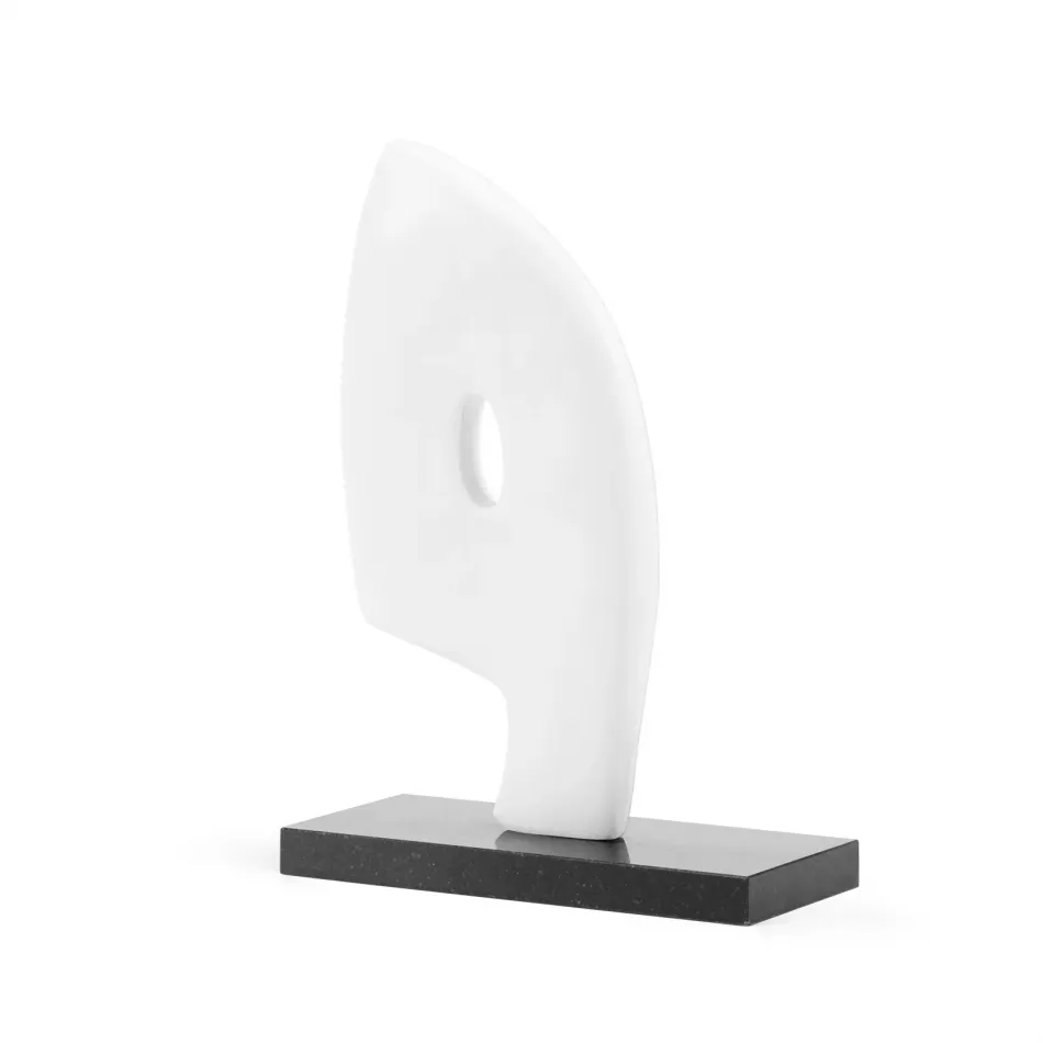 Eckhard Large Statue Chalk White