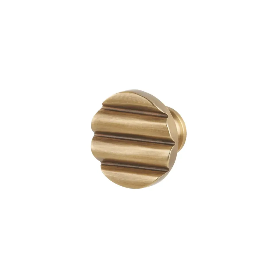 Alexis Antique Brass Pull