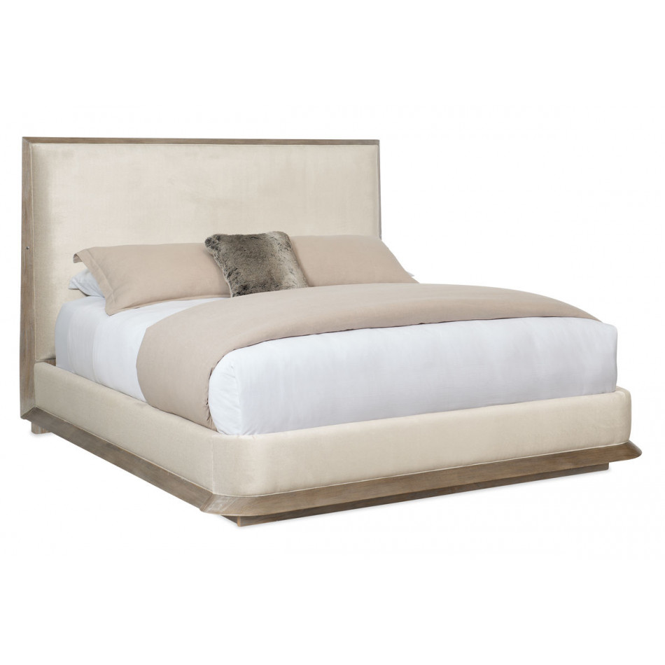 Caracole Classic The Stage Is Set Cal King Bed