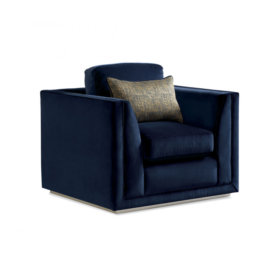 Signature Debut The Aristocrat Chair