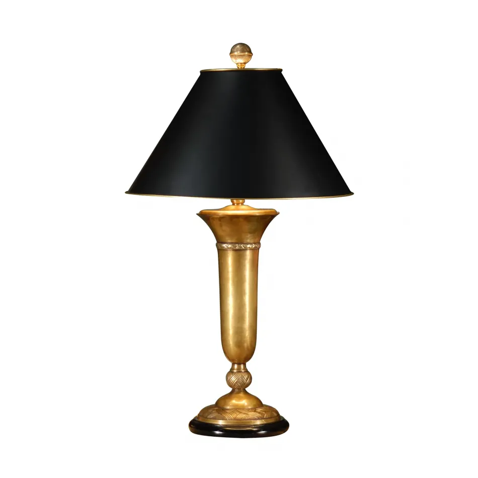 Cedric Lamp