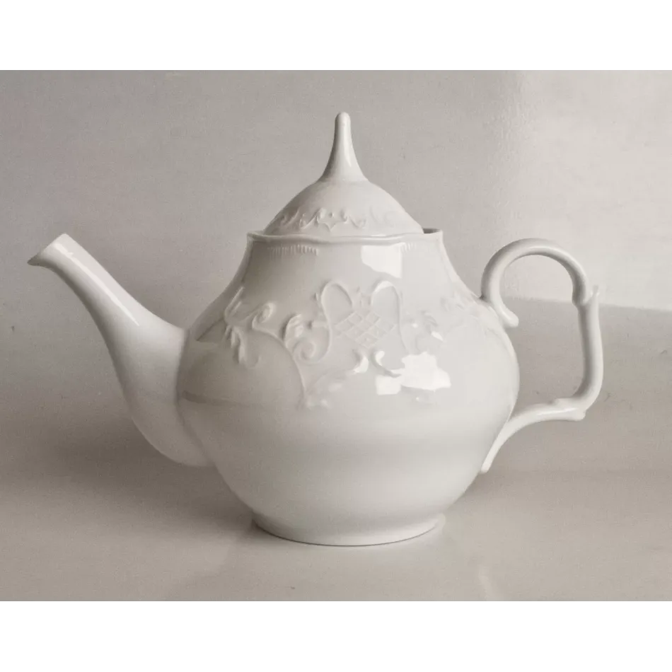 Simply Anna White Teapot