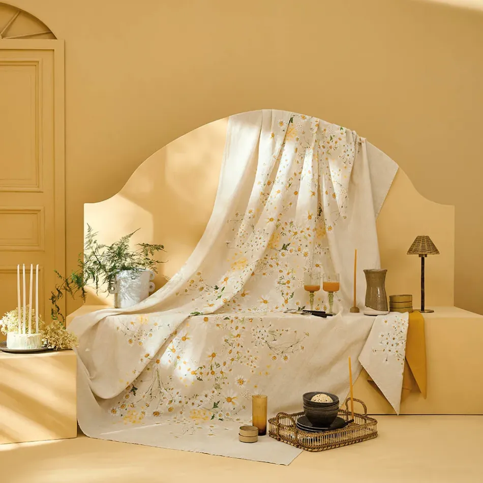 Daisy Chanvre Table Linens