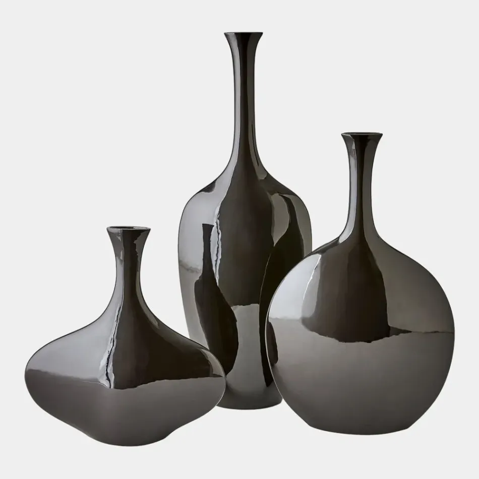 Silhouette Black Vase