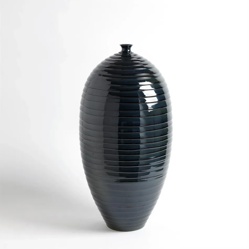 Striated Vessel Deep Sea Large