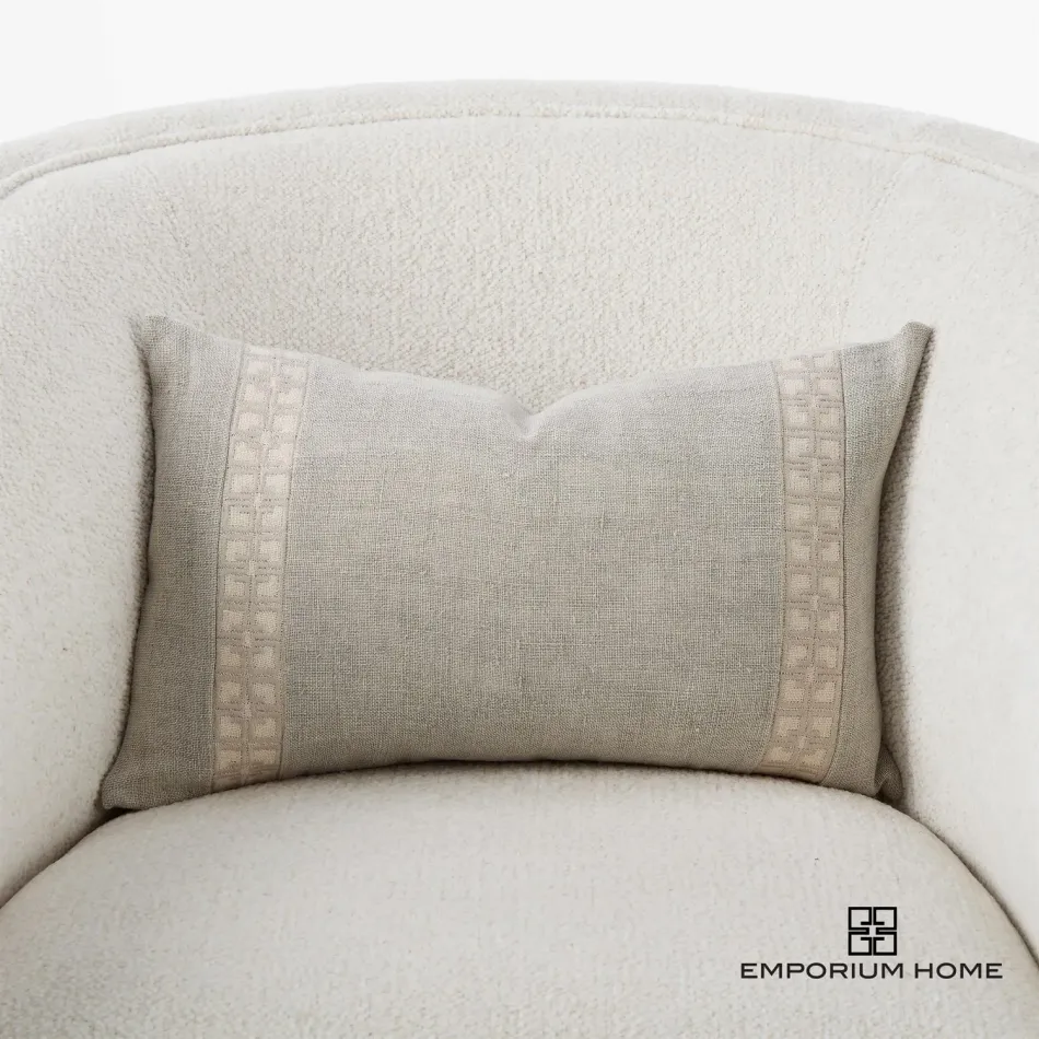 Icon Lumbar Pillow Moonlight on Cream 19