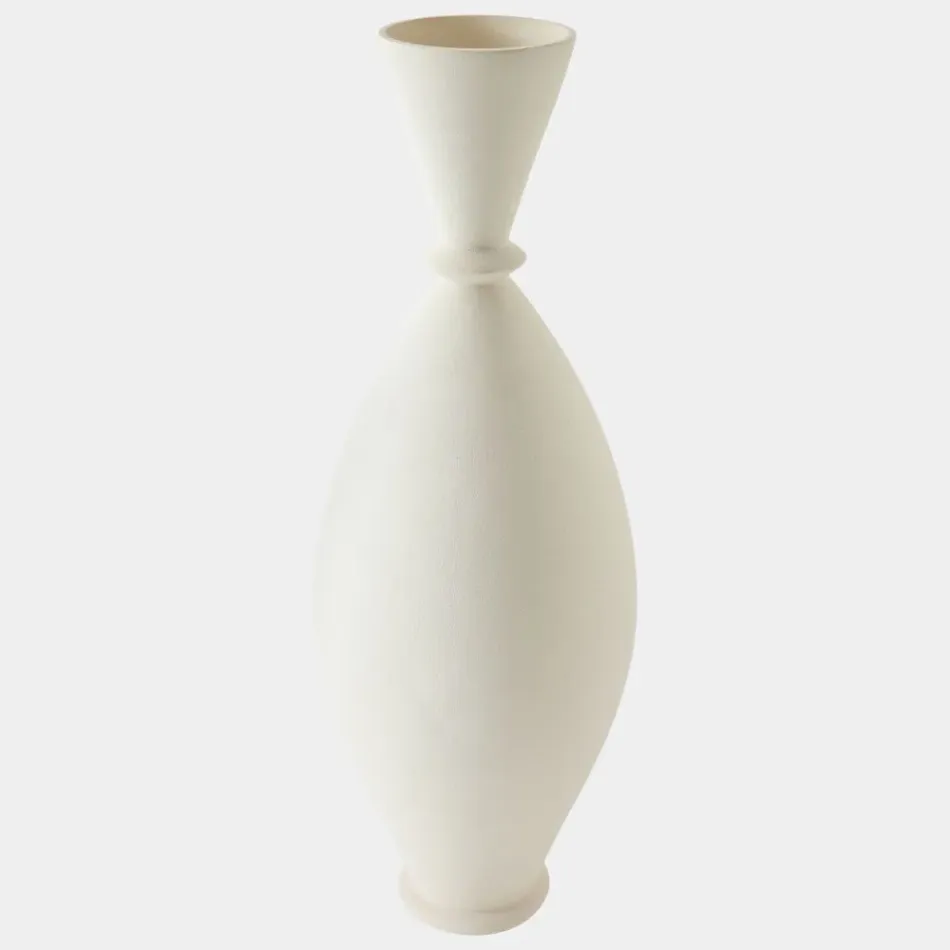 Villa White Vase