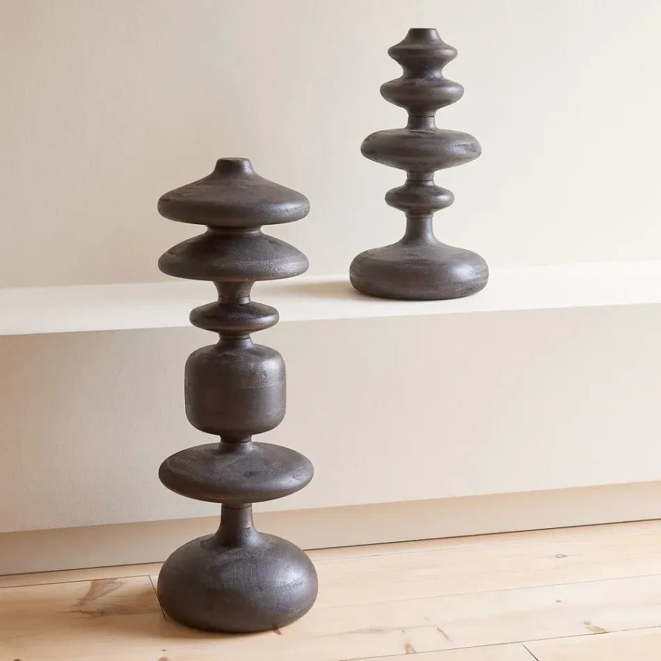 Romain Gray Totem