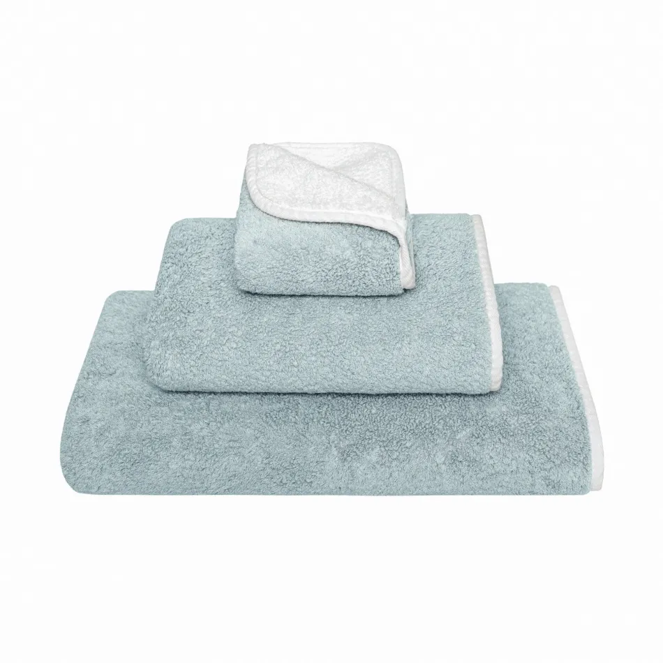 Bicolore White/Seamist Bath Towels