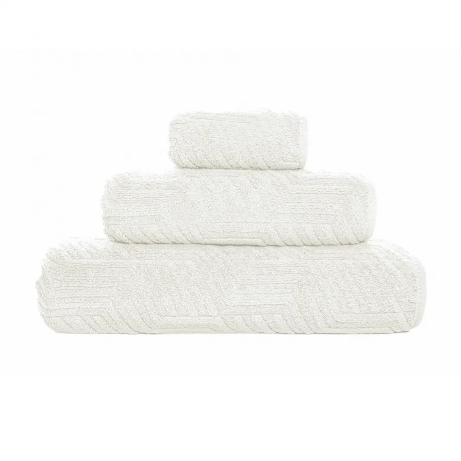 Villari Snow Bath Towels