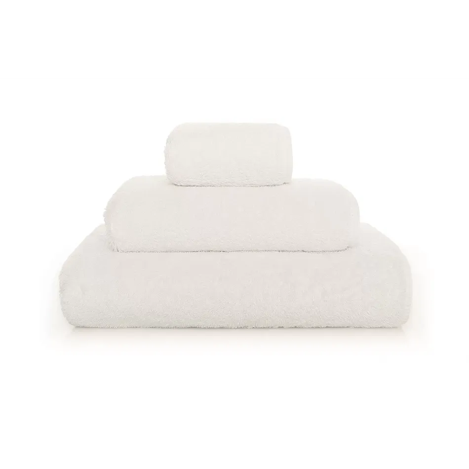 Long Double Loop White Bath Towels